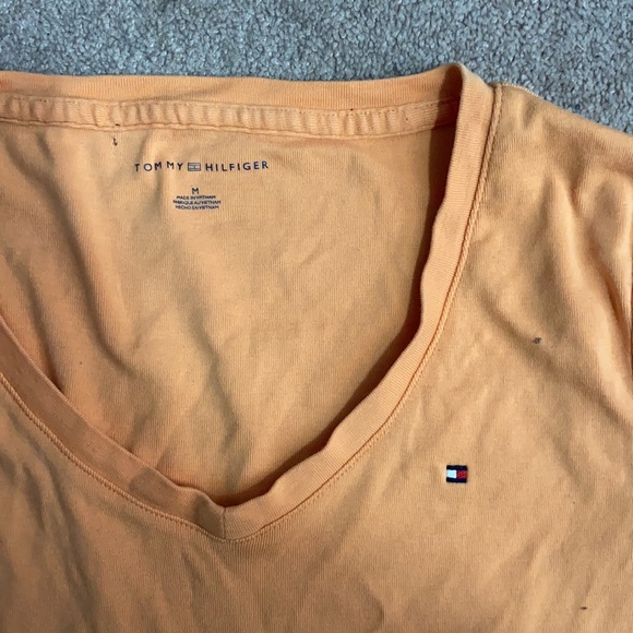 Tommy Hilfiger T Shirt - Picture 3 of 3